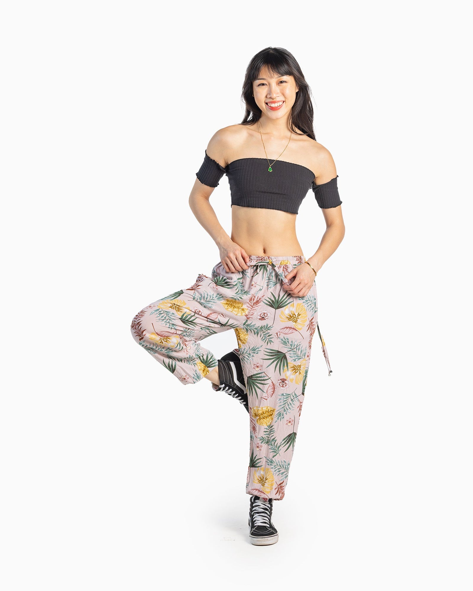 floral joggers #color_bungalow