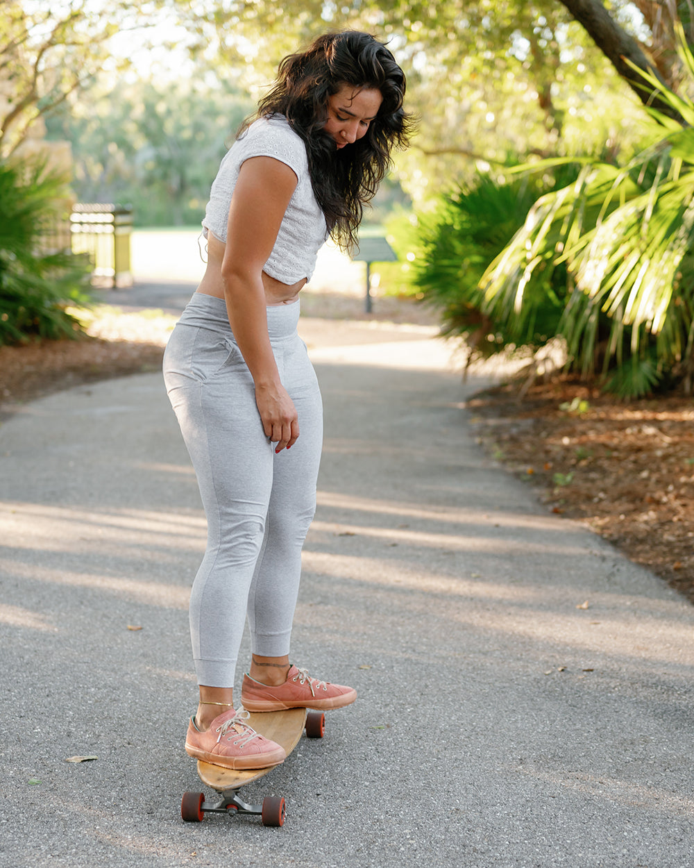 model on skateboard in ash joggers #color_ash