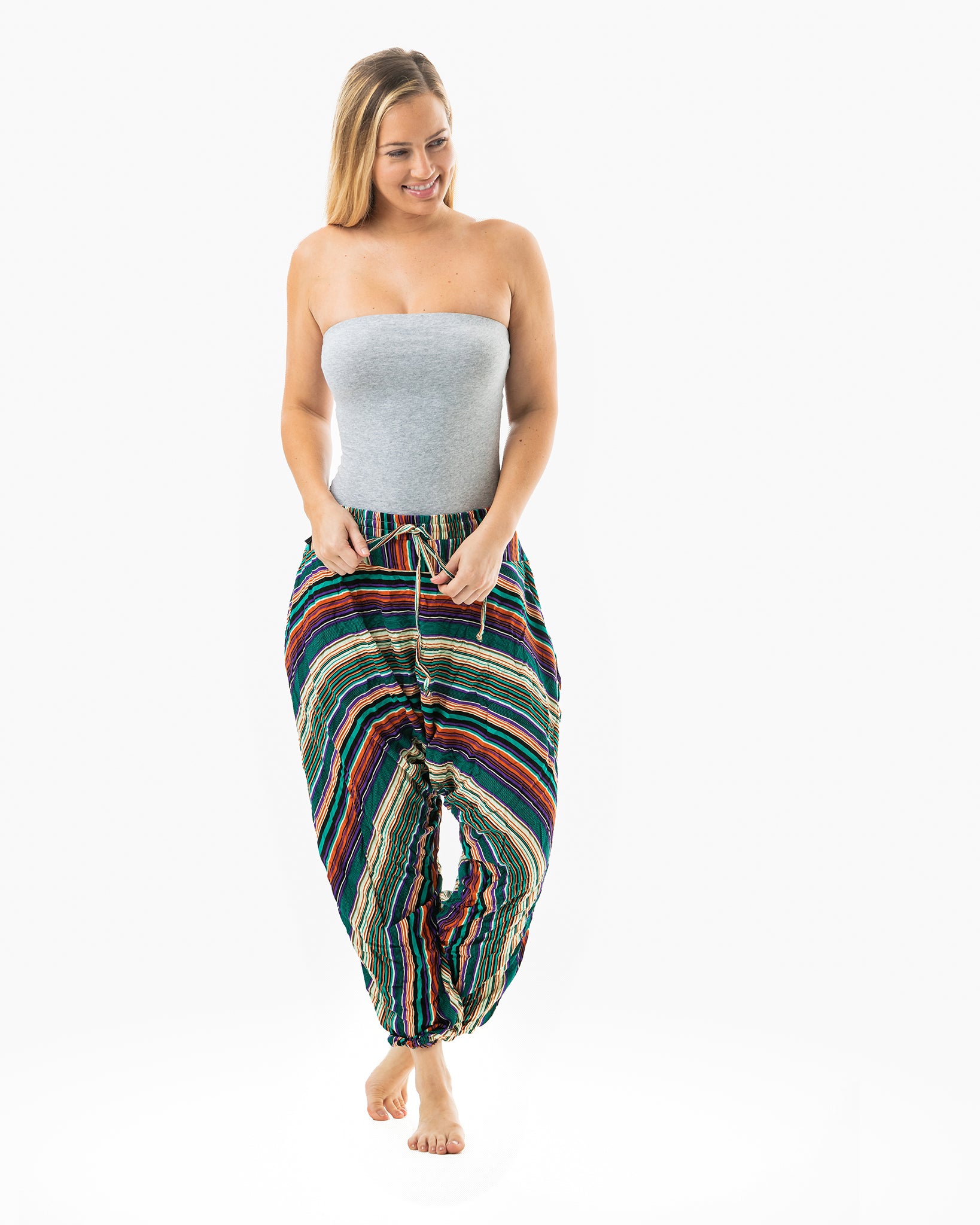 Model harem pants#color_green stripes