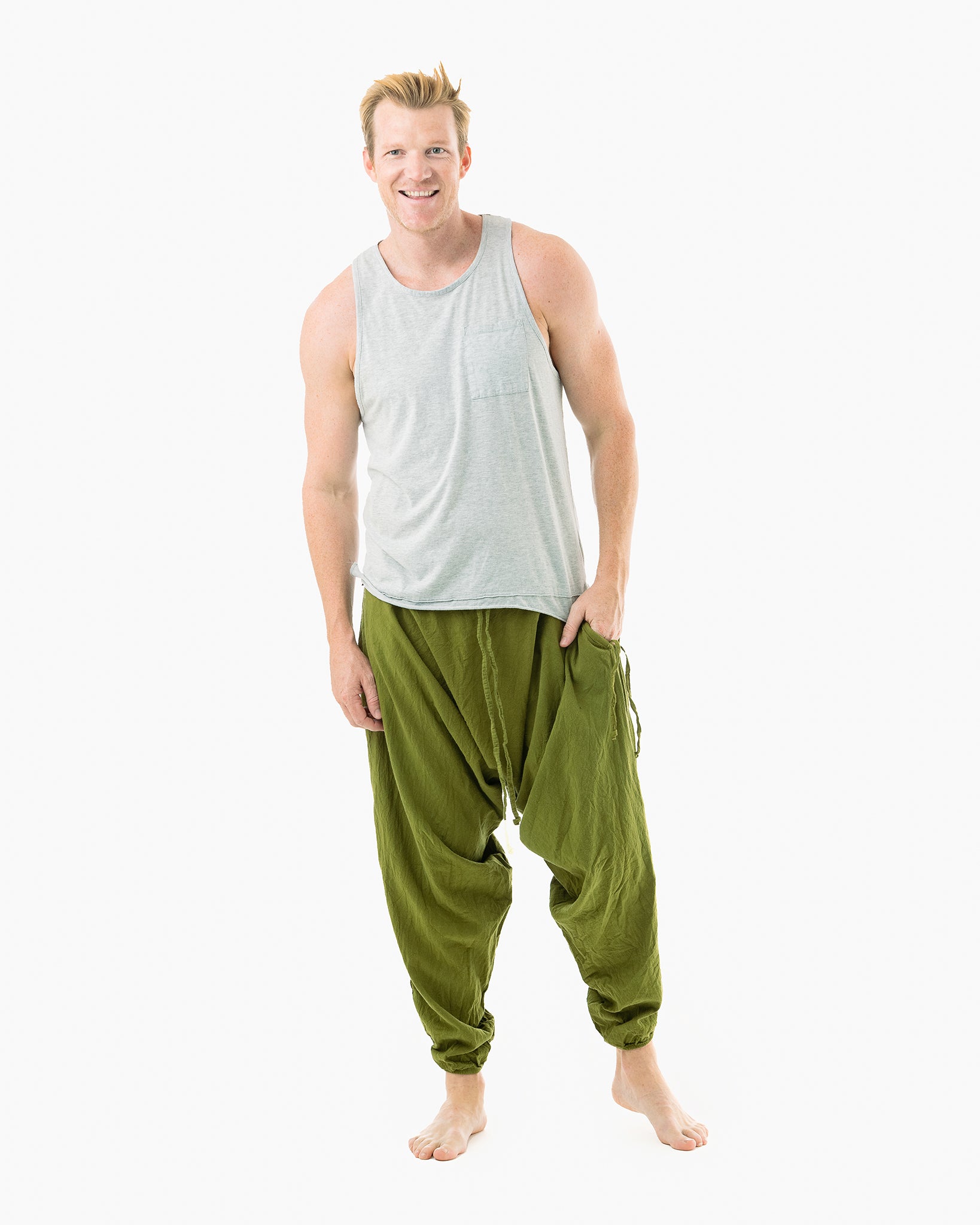 mens yoga harem pants#color_green